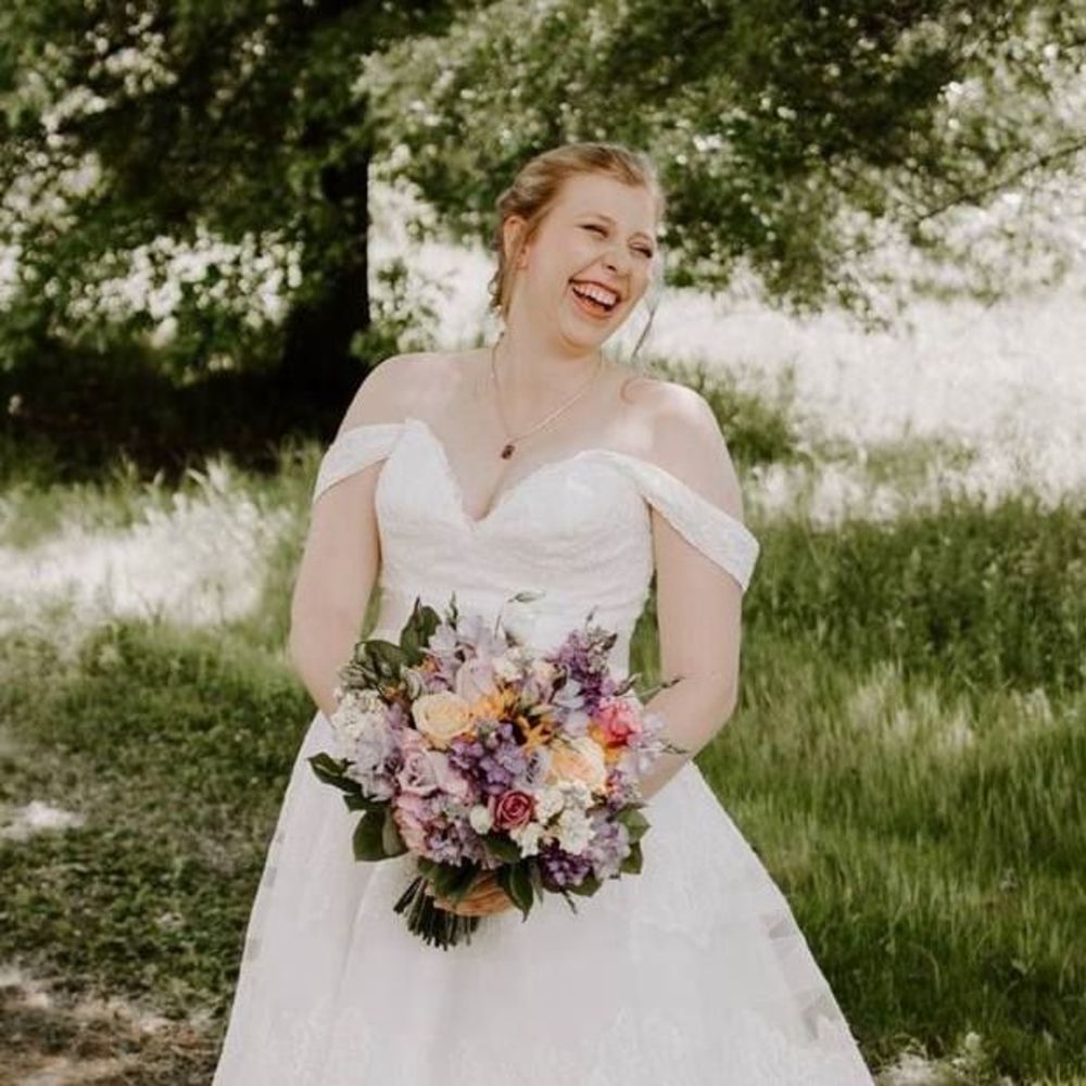 Meet your Posher, Becky